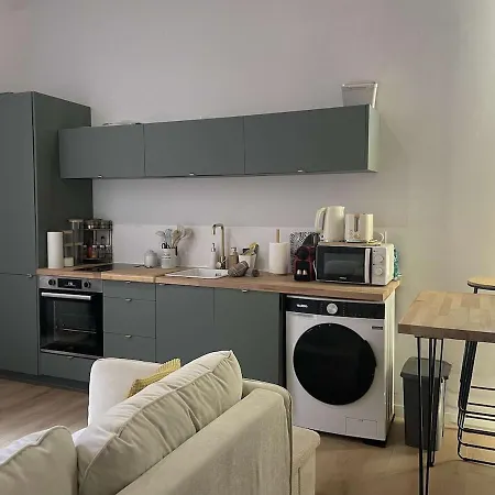 Typique Et Moderne Apartment *
