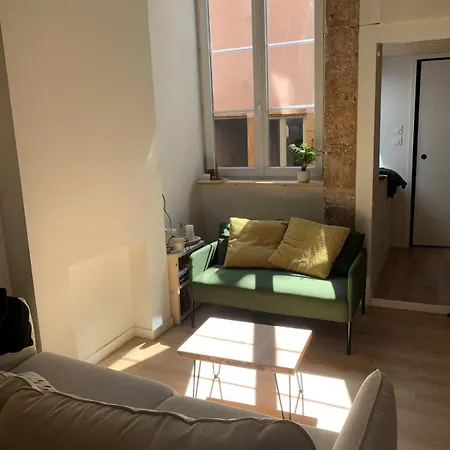 Typique Et Moderne Lyon